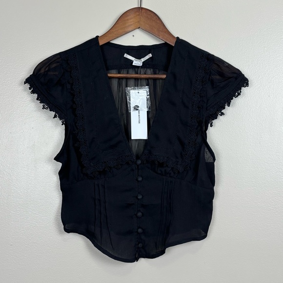 Kimchi Blue Top Womens Small Black Penny Lace Blouse Urban Outfitters - Picture 1 of 13